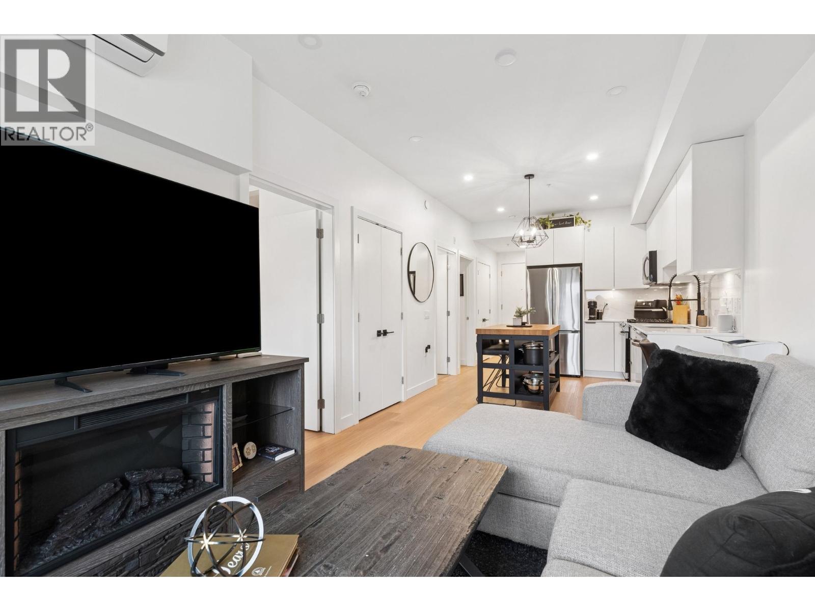 204 2331 Kelly Avenue, Port Coquitlam, British Columbia  V3C 1Y3 - Photo 14 - R3081440