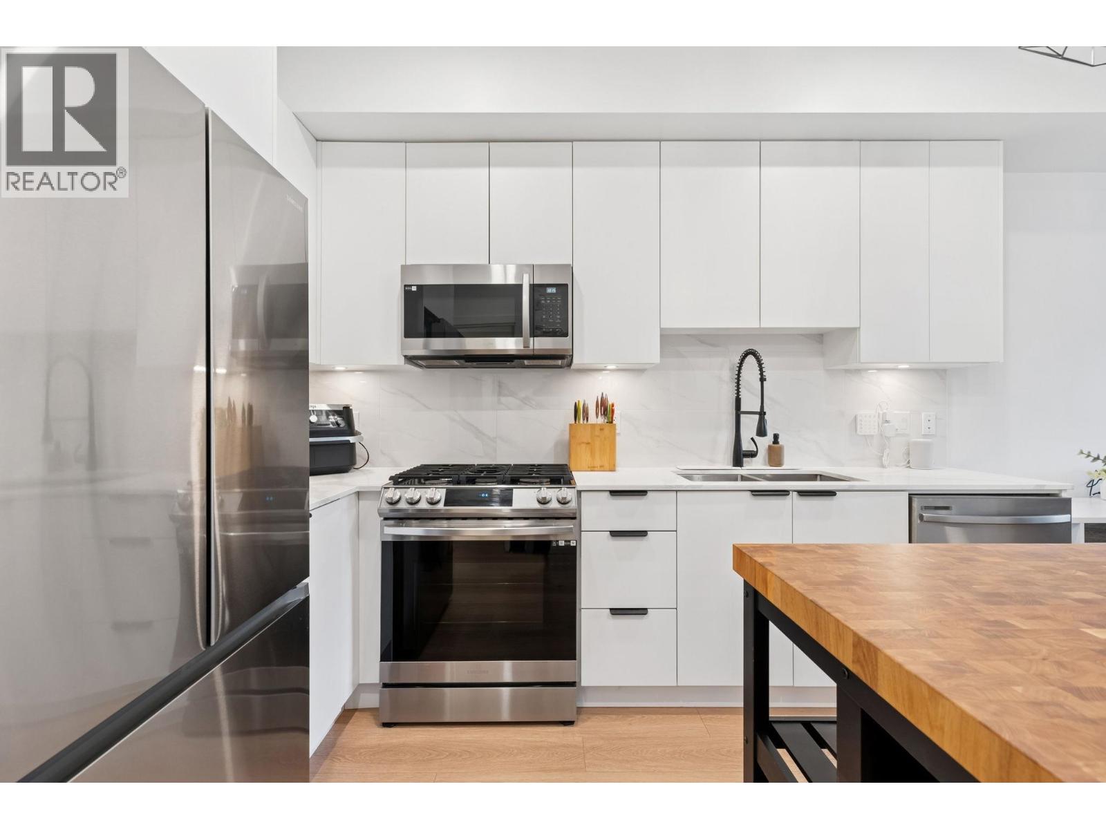 204 2331 Kelly Avenue, Port Coquitlam, British Columbia  V3C 1Y3 - Photo 4 - R3081440