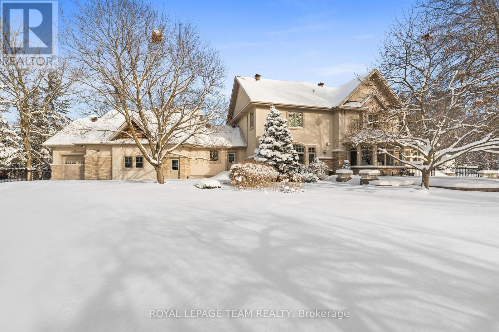 7 Sara Court, Ottawa, Ontario  K2R 1E2 - Photo 43 - X12538726