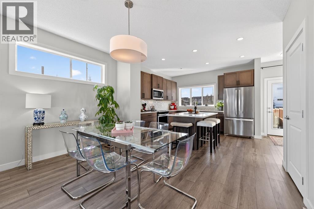 9 Walcrest Gate Se, Calgary, Alberta  T2X 4G3 - Photo 11 - A2280595