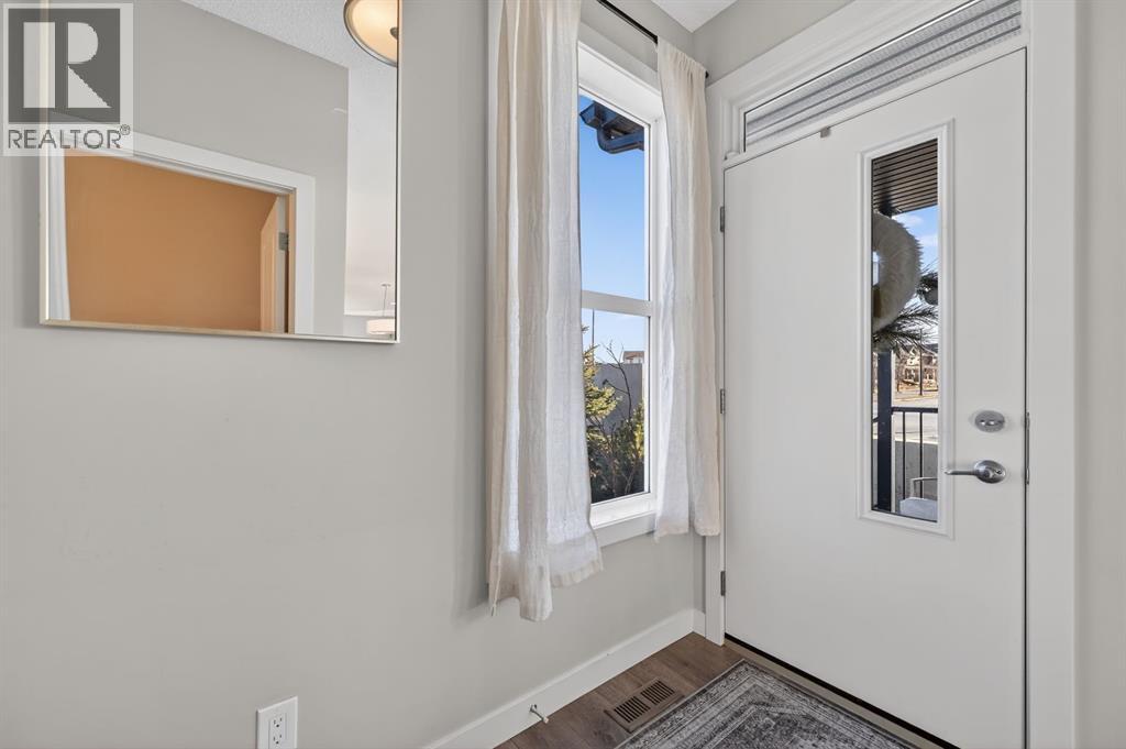 9 Walcrest Gate Se, Calgary, Alberta  T2X 4G3 - Photo 3 - A2280595