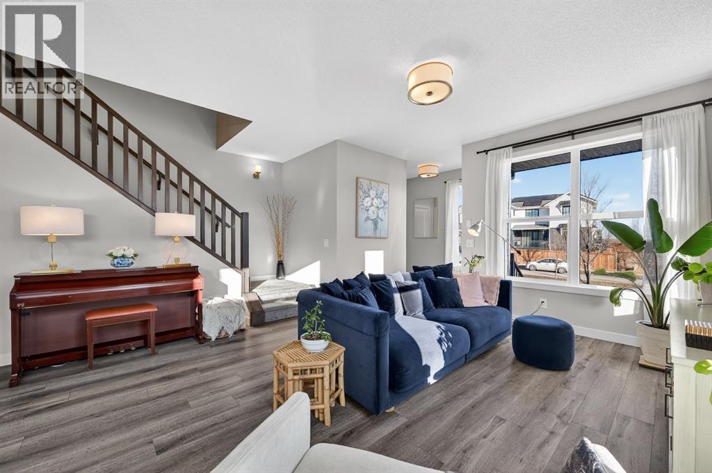 9 Walcrest Gate Se, Calgary, Alberta  T2X 4G3 - Photo 9 - A2280595