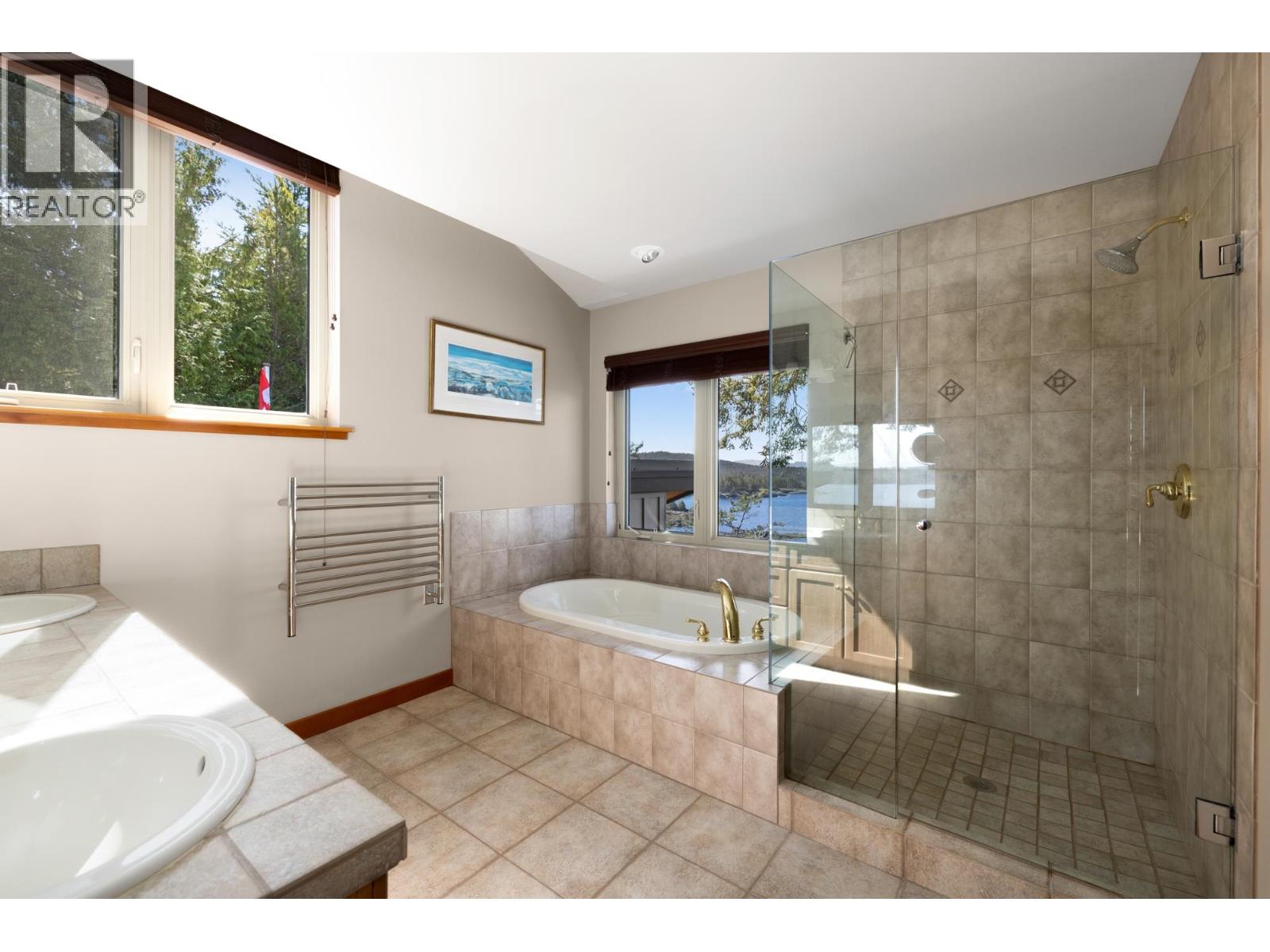 9987 Welcome Wynd, Halfmoon Bay, British Columbia  V7Z 1G5 - Photo 21 - R3081426