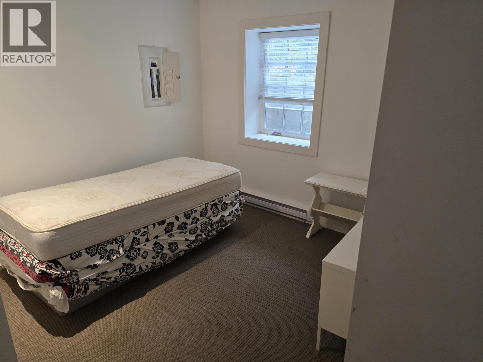 620 Seaview Road, Gibsons, British Columbia  V0N 1V7 - Photo 9 - R3081414