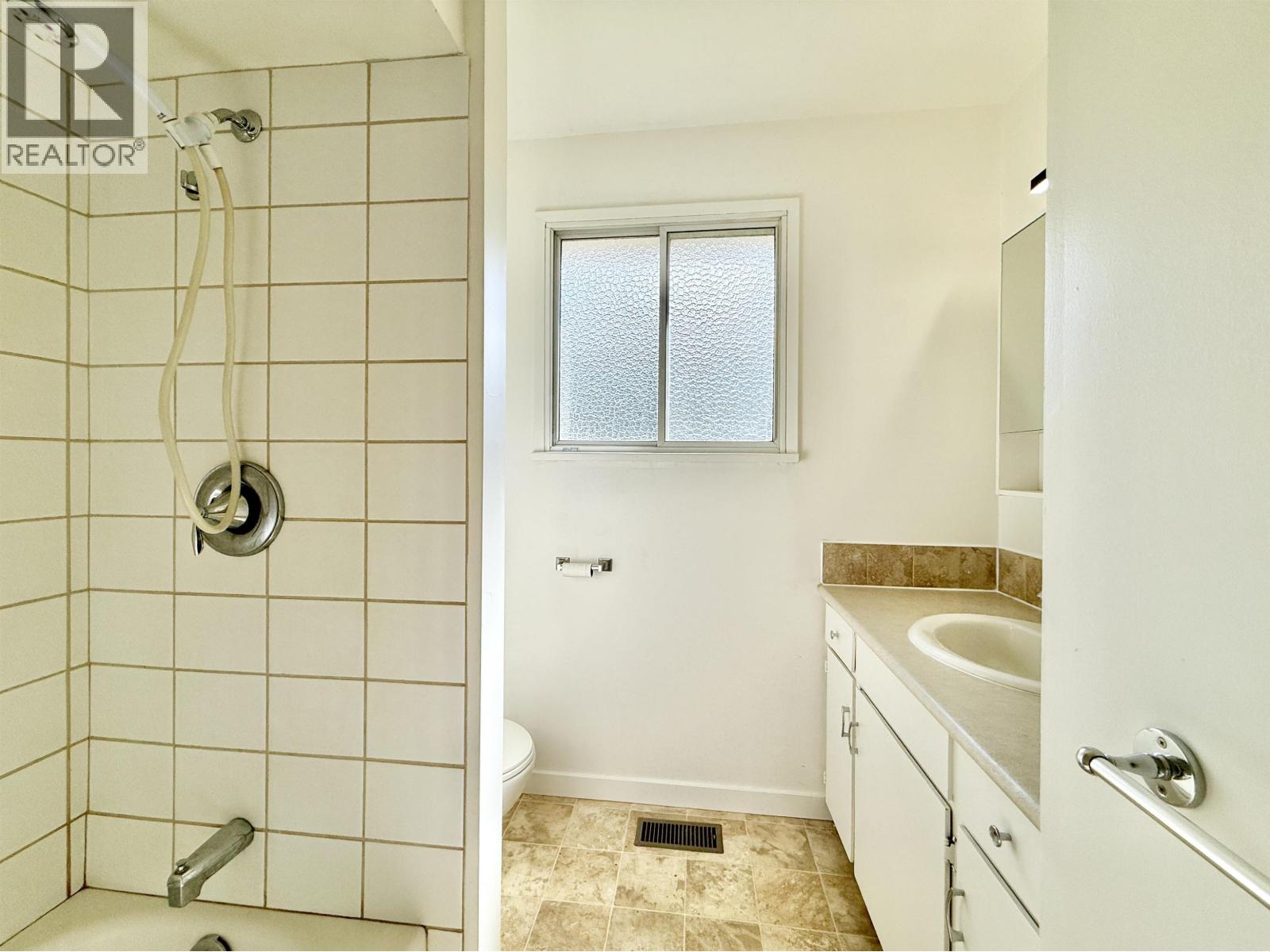 1290 Stewart Road, Gibsons, British Columbia  V0N 1V8 - Photo 12 - R3081427