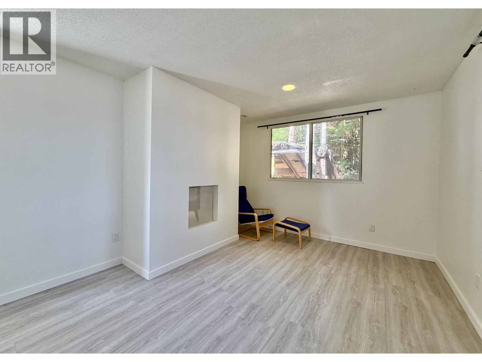 1290 Stewart Road, Gibsons, British Columbia  V0N 1V8 - Photo 7 - R3081427