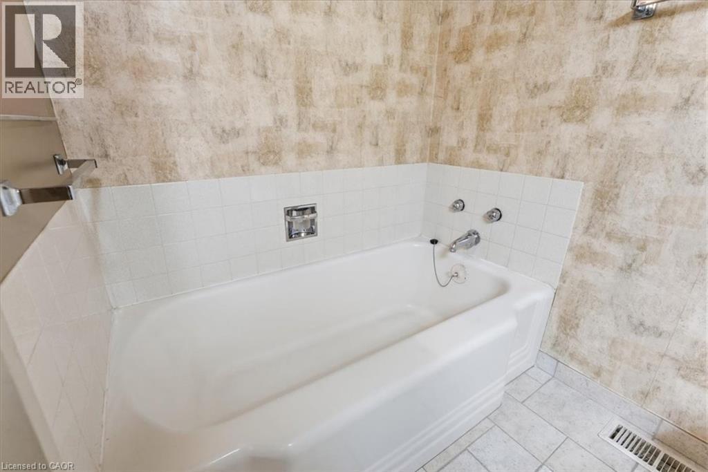 1509 Haist Street, Fonthill, Ontario  L0S 1E0 - Photo 30 - 40798133