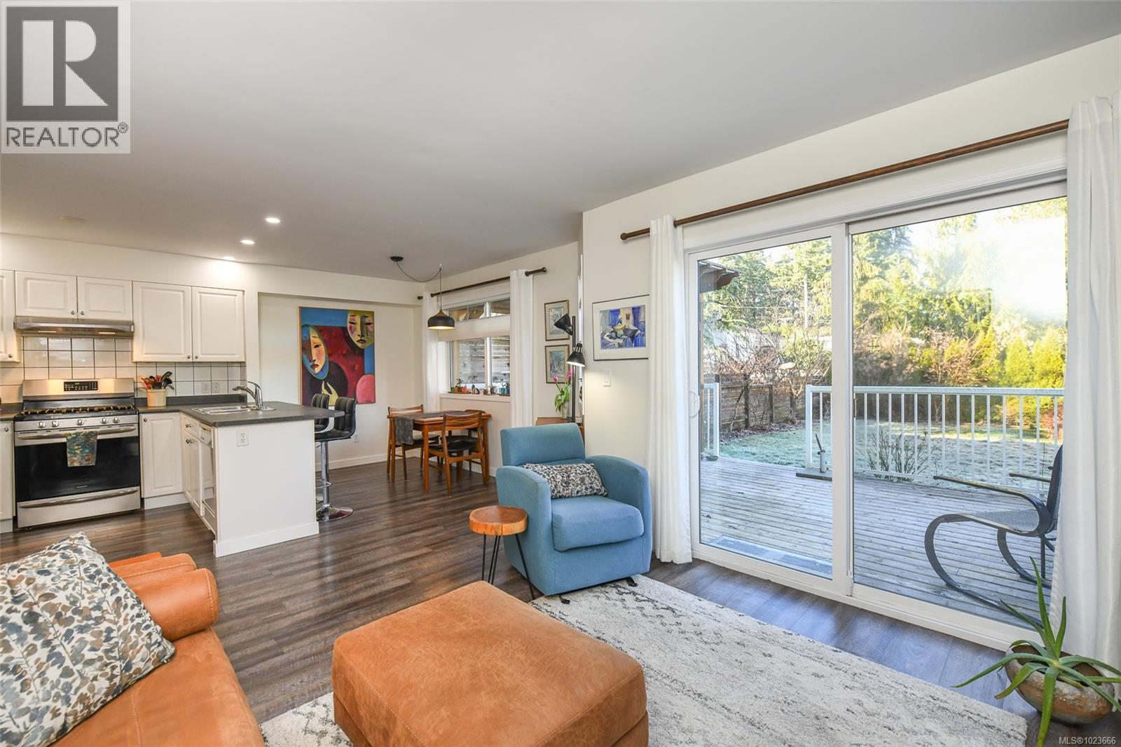 B 1271 Martin Pl, Courtenay, British Columbia