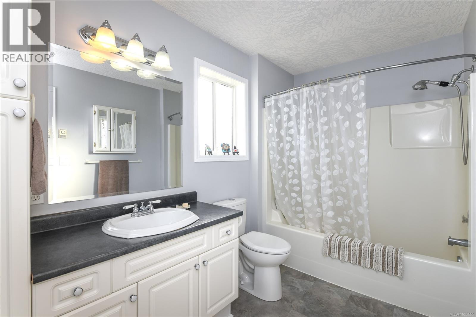 B 1271 Martin Pl, Courtenay, British Columbia  V9N 9A2 - Photo 14 - 1023666