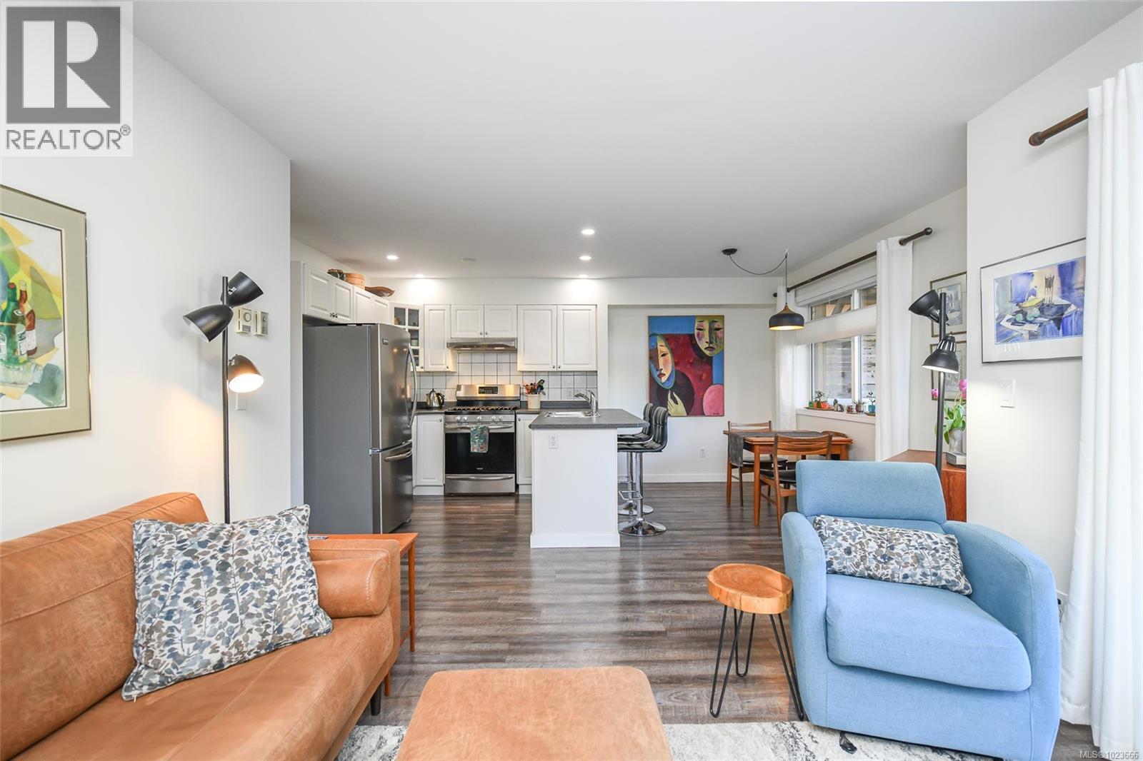 B 1271 Martin Pl, Courtenay, British Columbia  V9N 9A2 - Photo 2 - 1023666