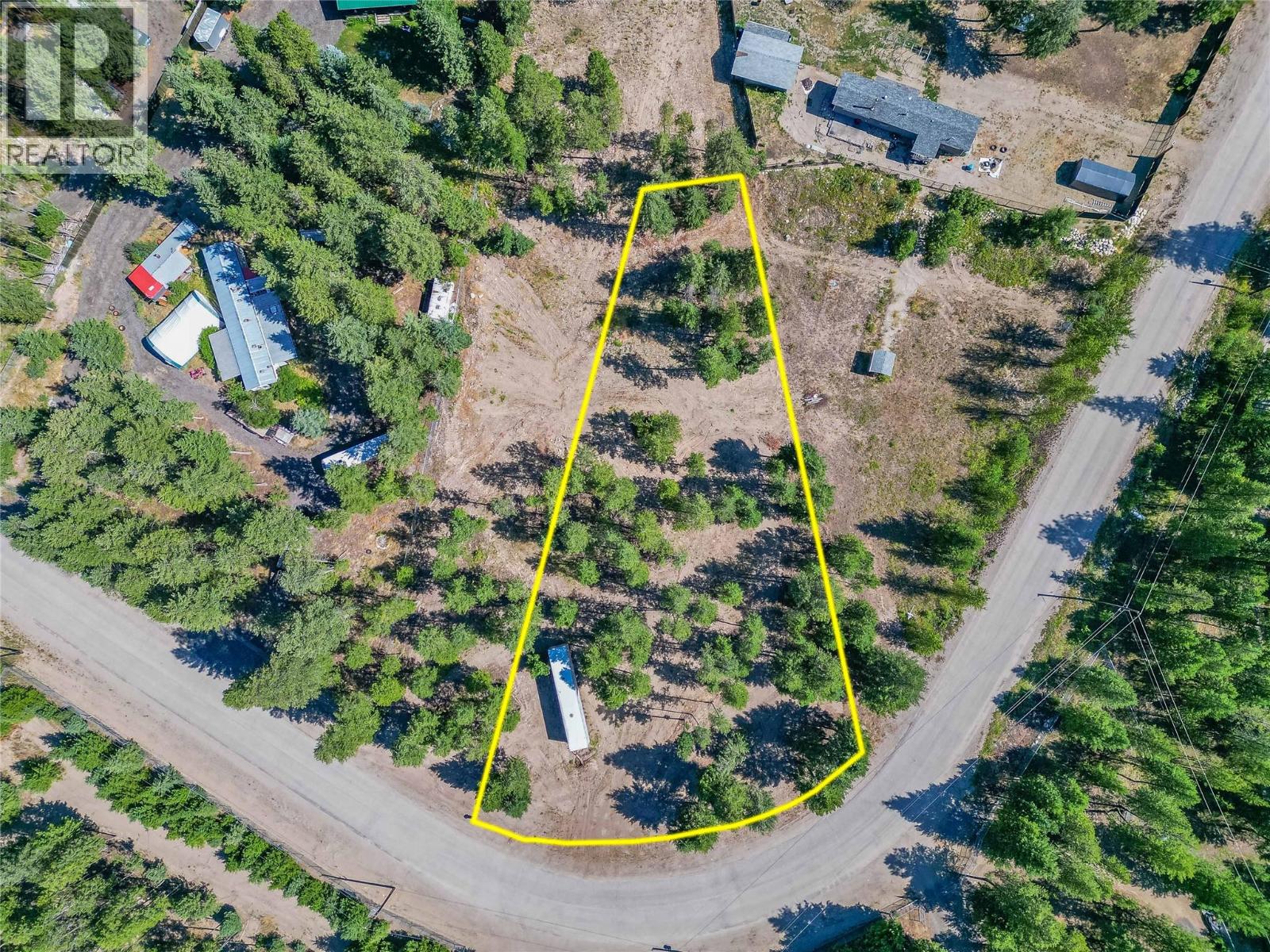 33 Pringle Road, Beaverdell, British Columbia  V0H 1A0 - Photo 2 - 10373396