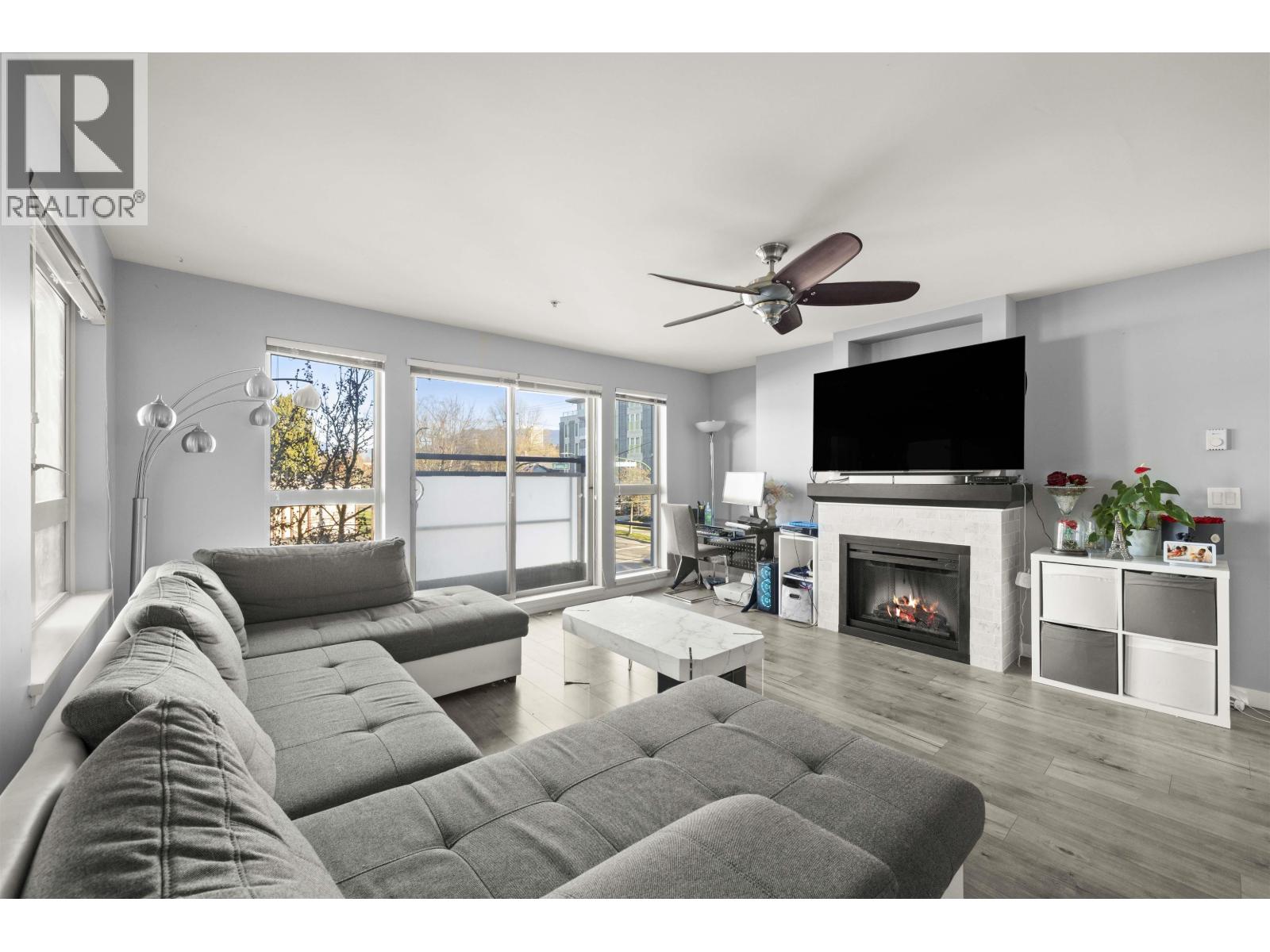 317 405 Skeena Street, Vancouver, British Columbia  V5K 0A3 - Photo 3 - R3081311