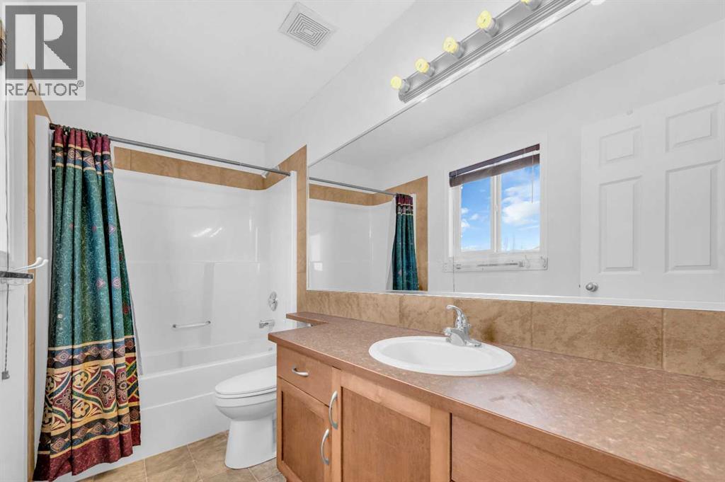 105 Covemeadow Bay Ne, Calgary, Alberta  T3K 6E9 - Photo 31 - A2273709