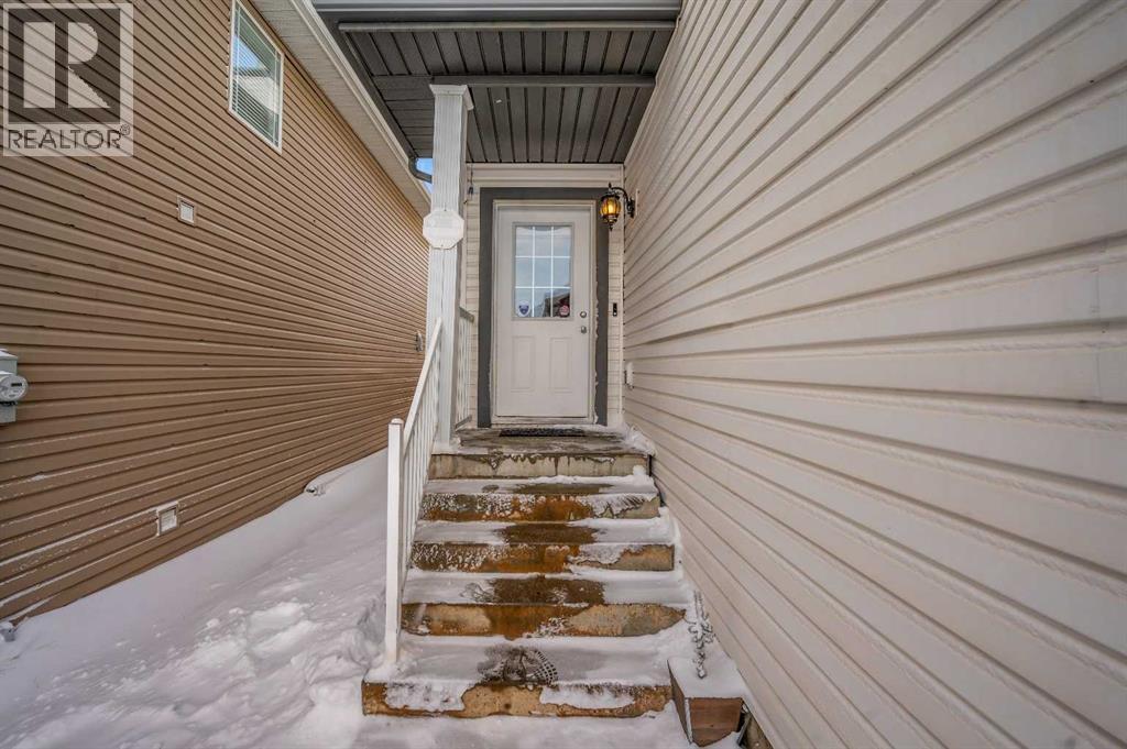 105 Covemeadow Bay Ne, Calgary, Alberta  T3K 6E9 - Photo 3 - A2273709