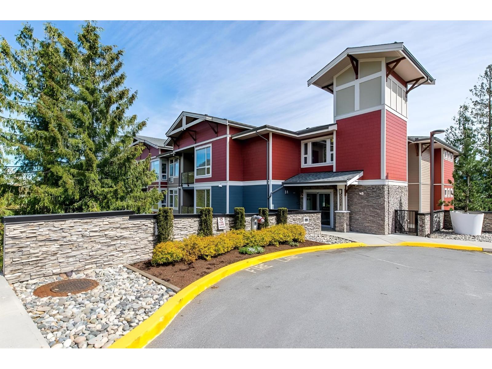 116 2238 Whatcom Road, Abbotsford, British Columbia  V3G 0E6 - Photo 2 - R3080484