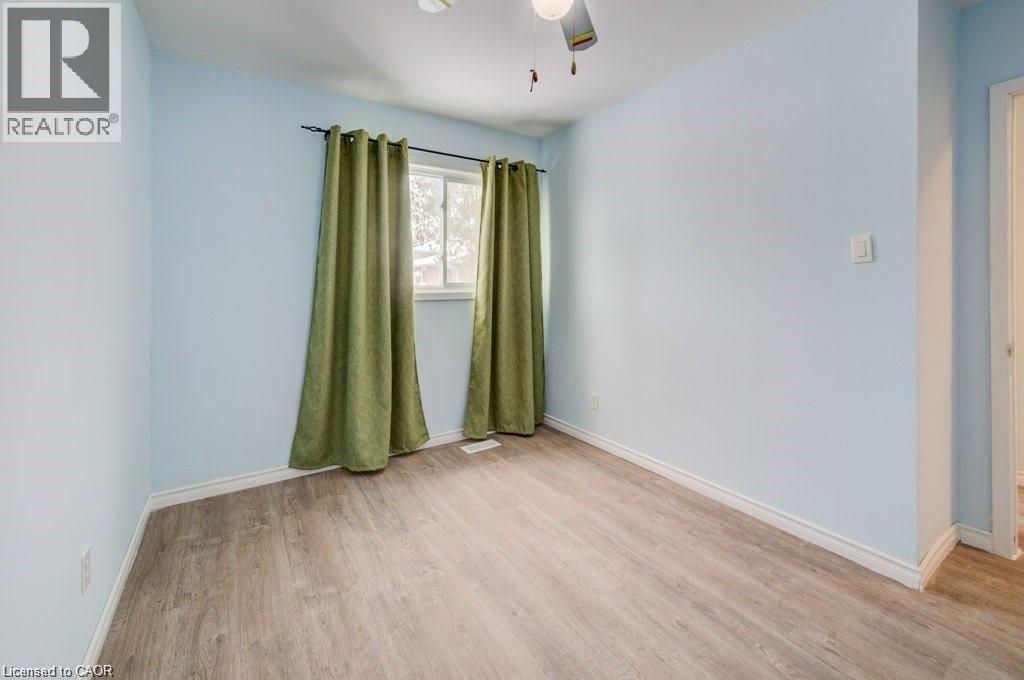 33 Garland Crescent, London, Ontario  N5V 1N4 - Photo 14 - 40799901