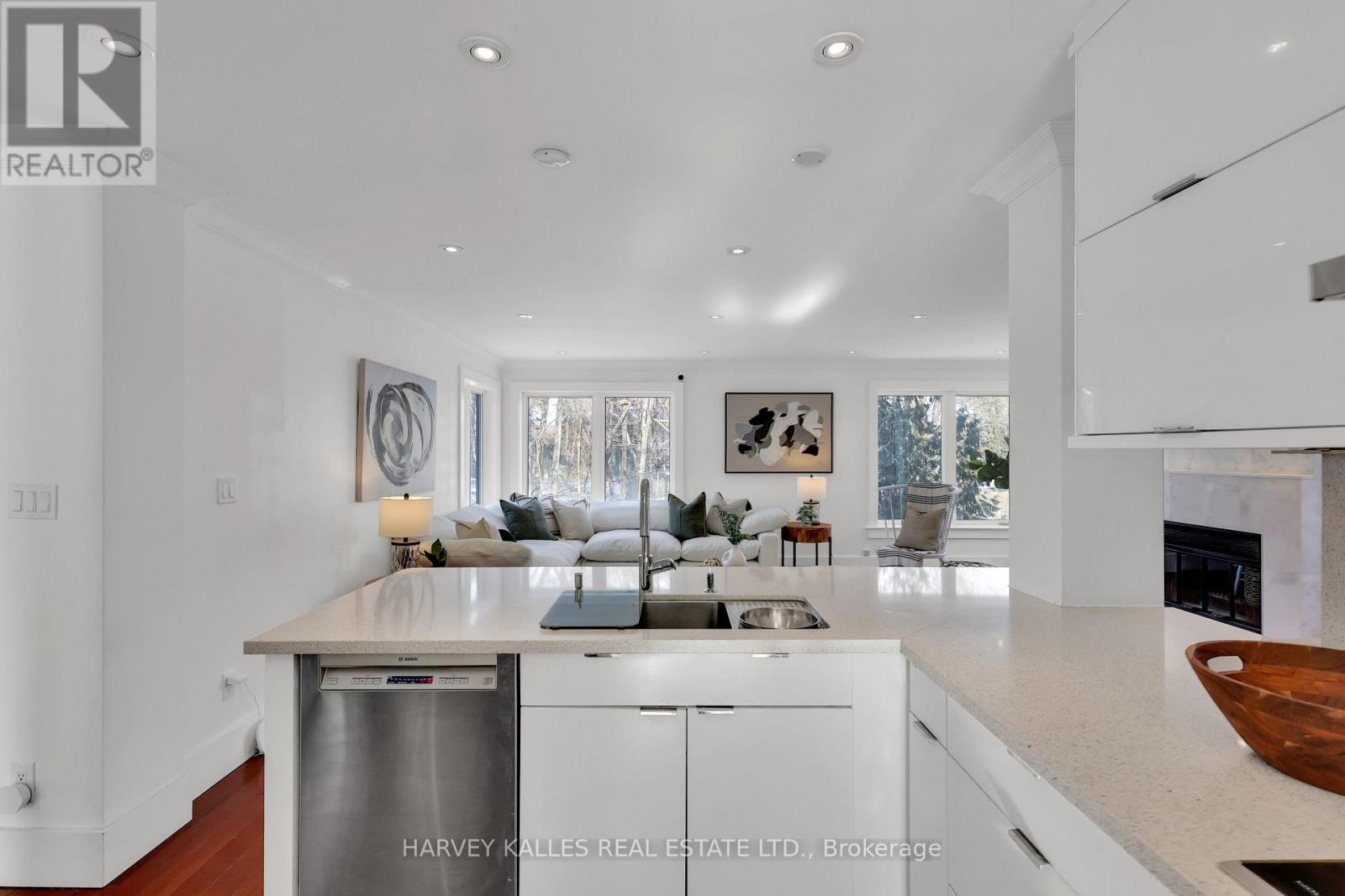 12 Armour Boulevard, Toronto, Ontario  M5M 3C1 - Photo 12 - C12714540