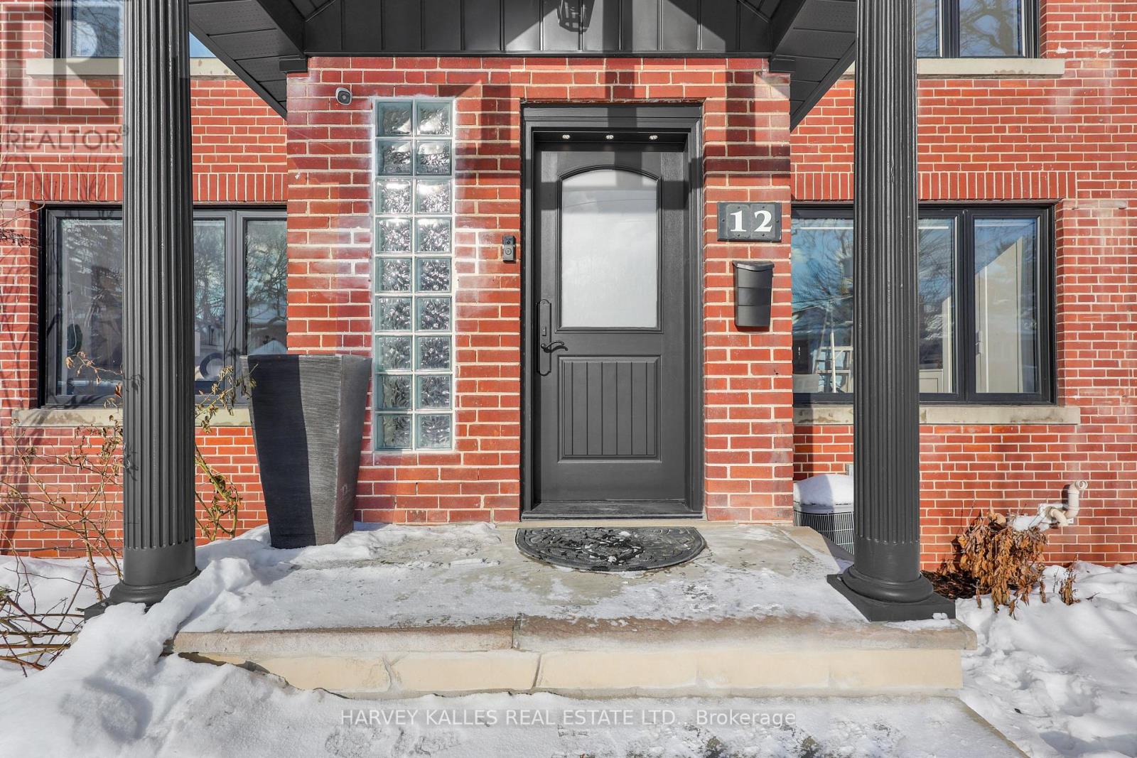 12 Armour Boulevard, Toronto, Ontario  M5M 3C1 - Photo 2 - C12714540