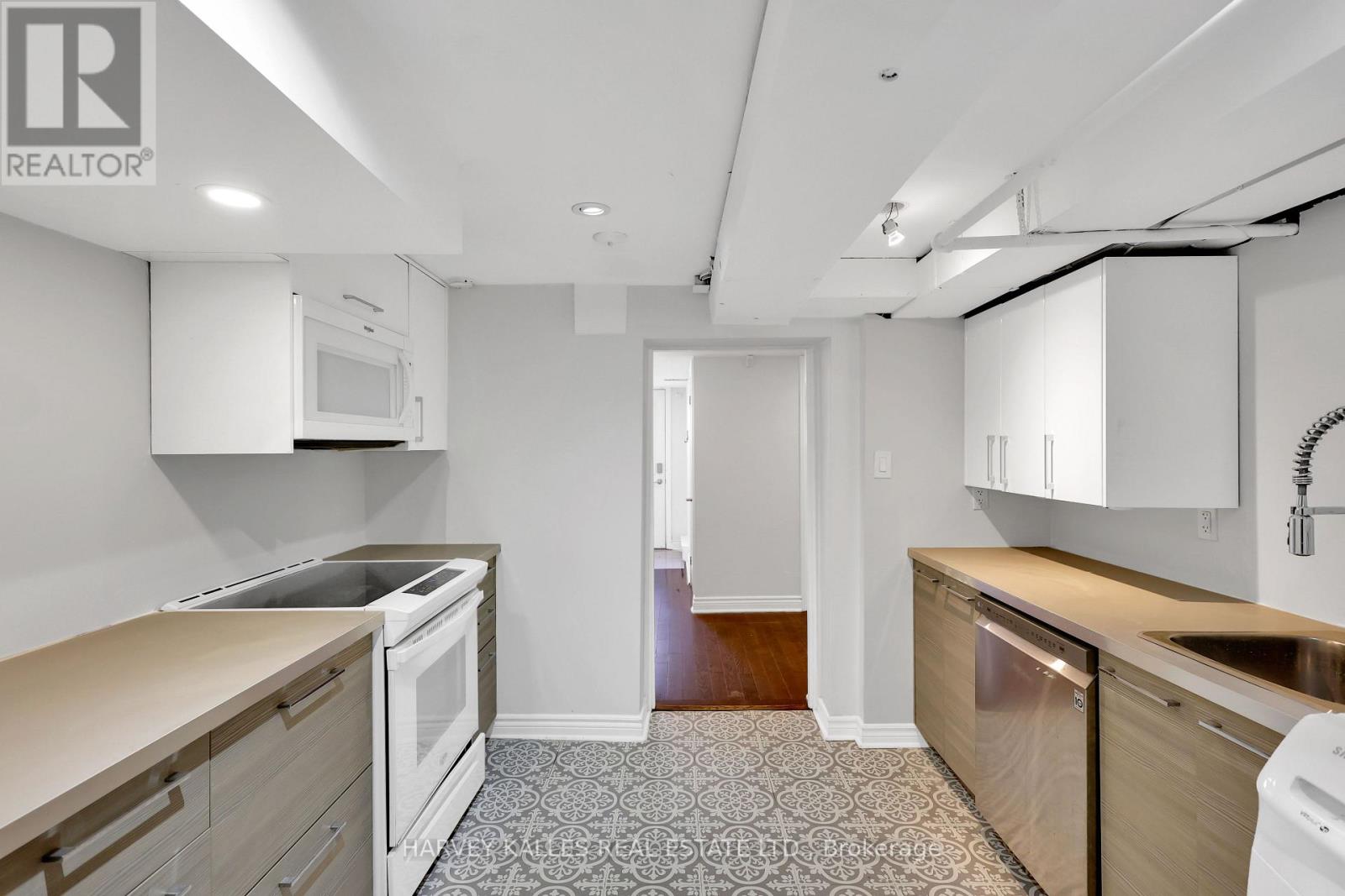 12 Armour Boulevard, Toronto, Ontario  M5M 3C1 - Photo 45 - C12714540