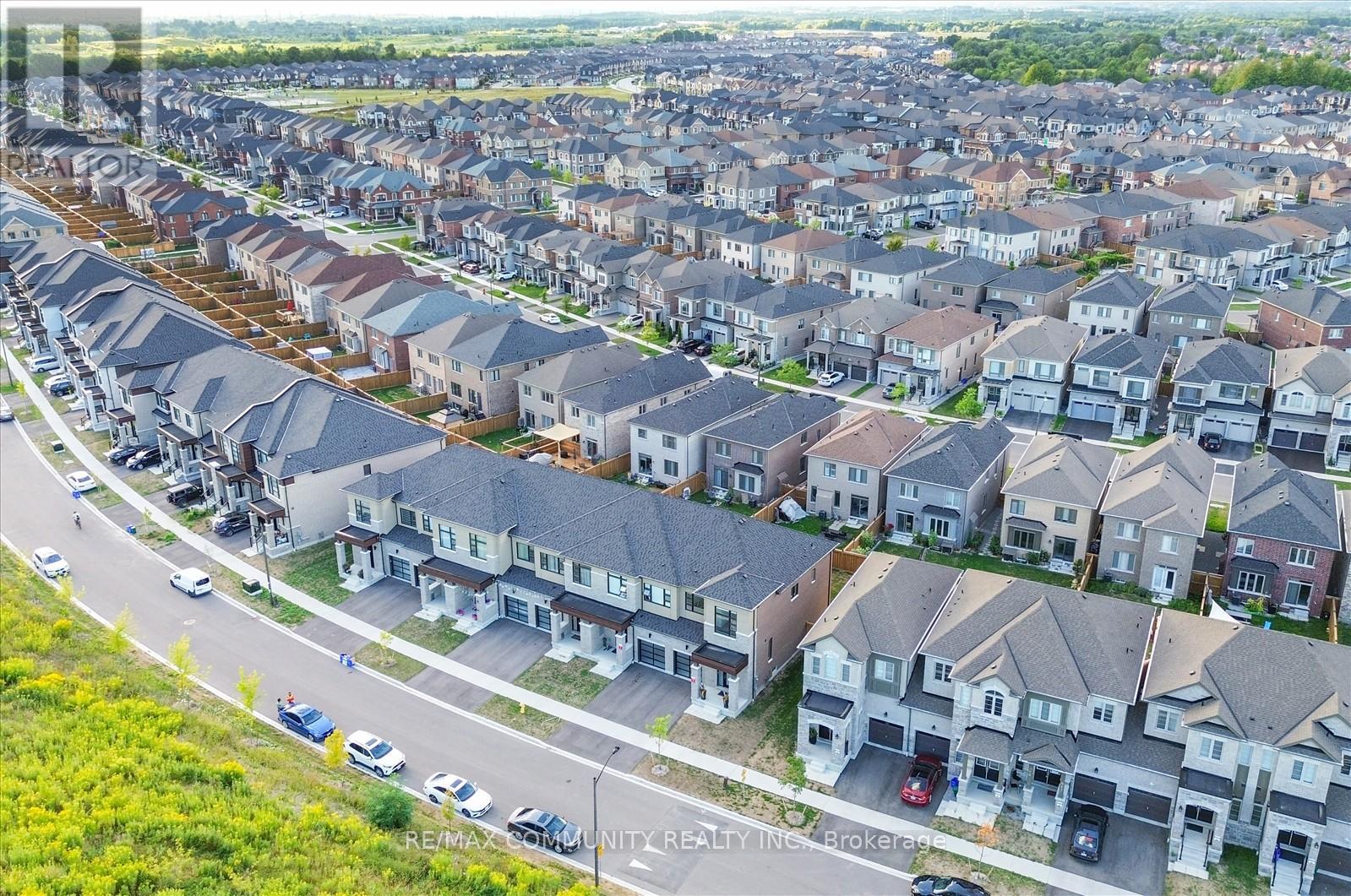 124 Ogston Crescent, Whitby, Ontario  L1P 0H3 - Photo 13 - E12714574