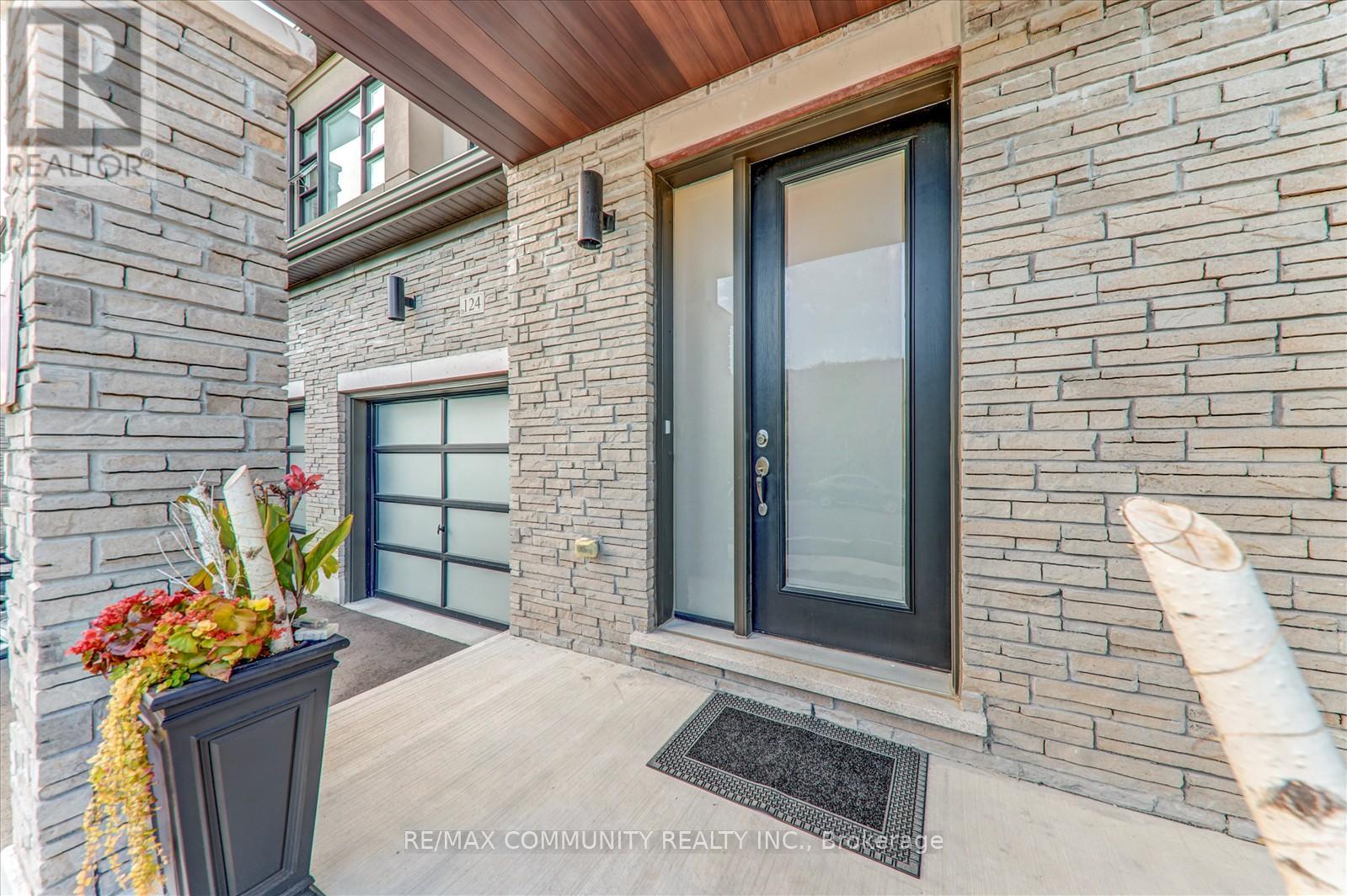 124 Ogston Crescent, Whitby, Ontario  L1P 0H3 - Photo 14 - E12714574