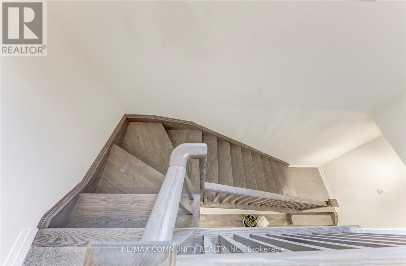 124 Ogston Crescent, Whitby, Ontario  L1P 0H3 - Photo 29 - E12714574