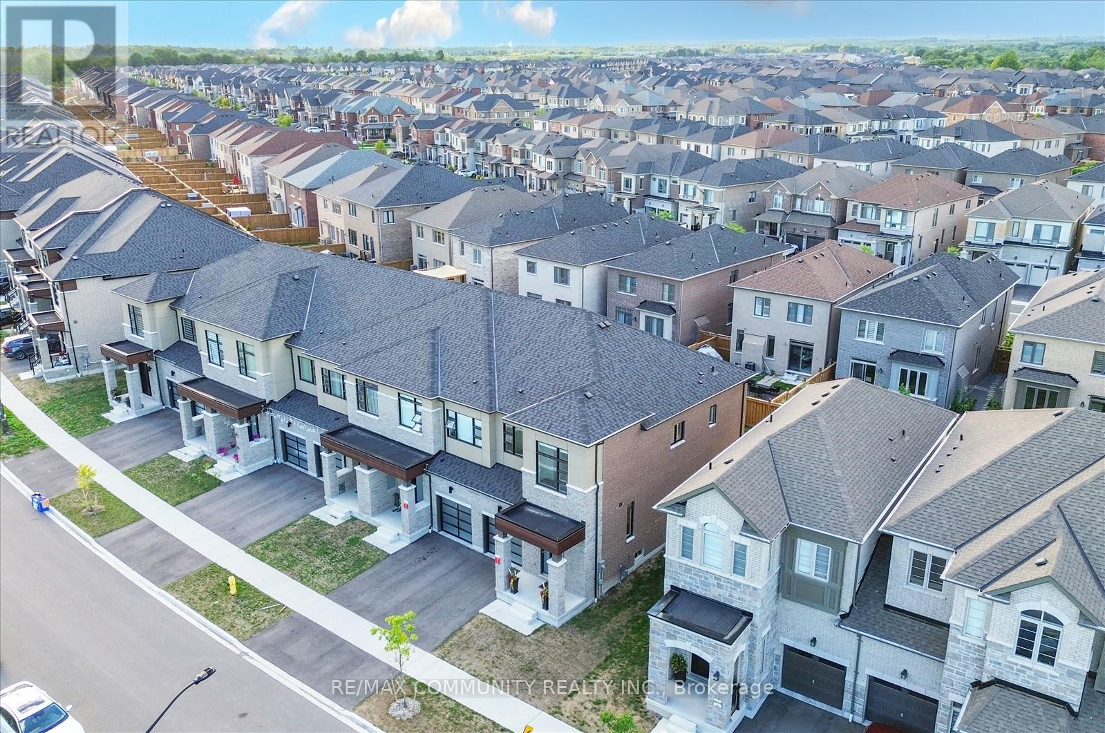 124 Ogston Crescent, Whitby, Ontario  L1P 0H3 - Photo 9 - E12714574