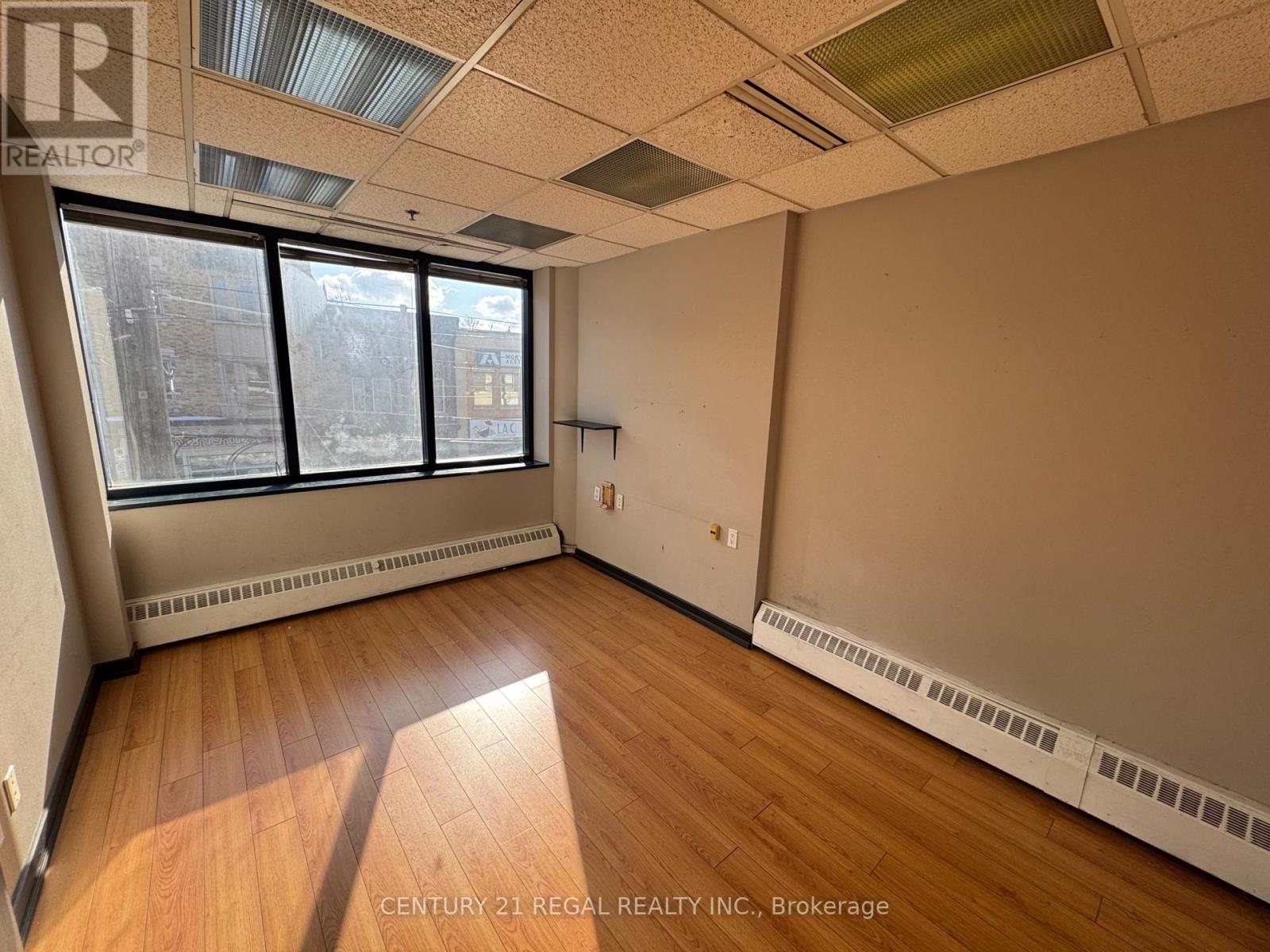 201-622 College Street, Toronto, Ontario  M6G 1B4 - Photo 11 - C12650666