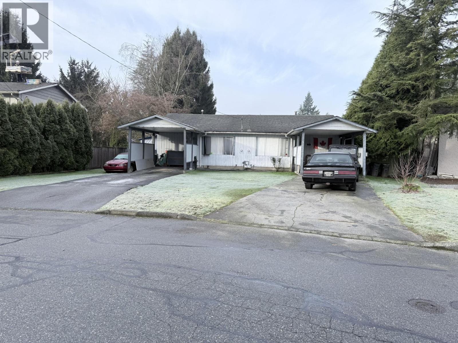 3537-3539 Handley Crescent, Port Coquitlam, British Columbia  V3B 2Y4 - Photo 2 - R3080728