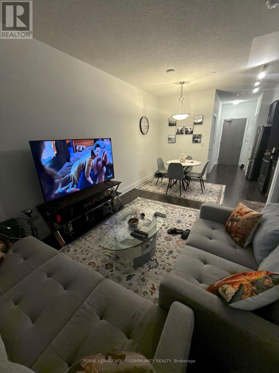 Ph 07 - 7167 Yonge Street, Markham, Ontario  L3T 0E1 - Photo 5 - N12609510