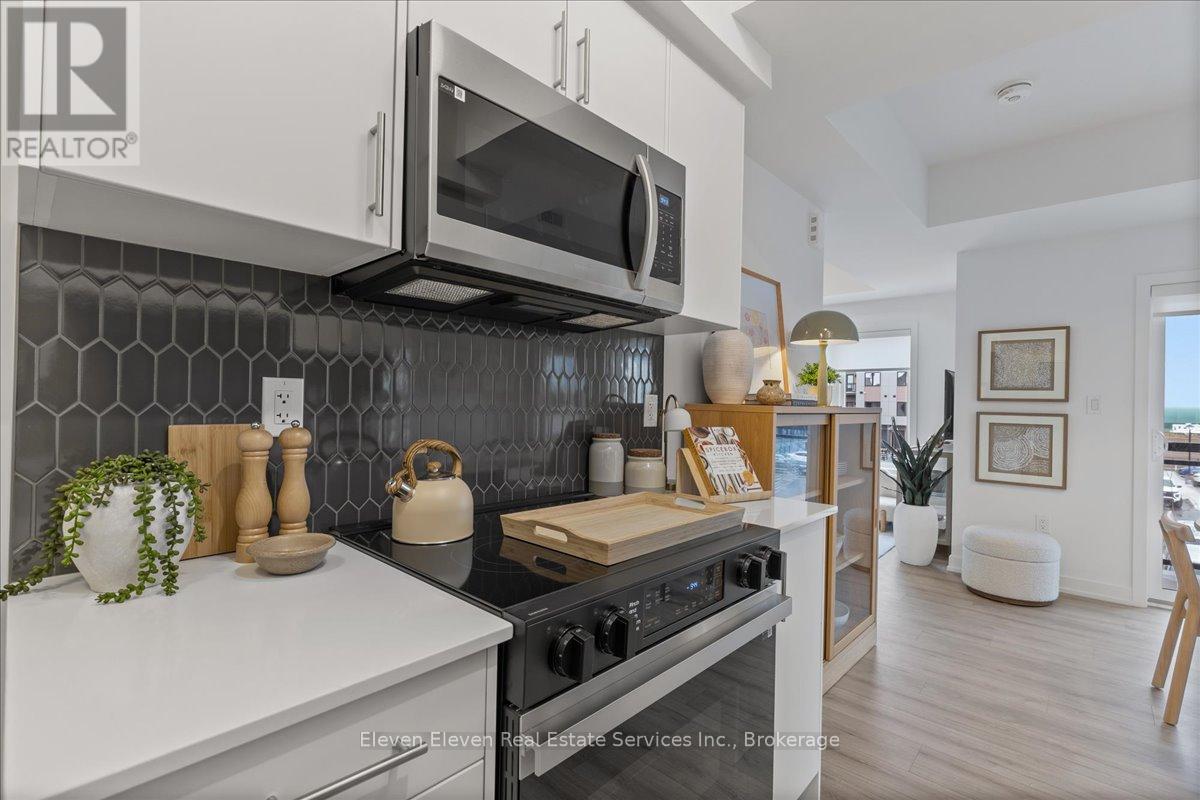 91 - 940 St. Davids Street, Centre Wellington, Ontario  N1M 0L7 - Photo 5 - X12583744