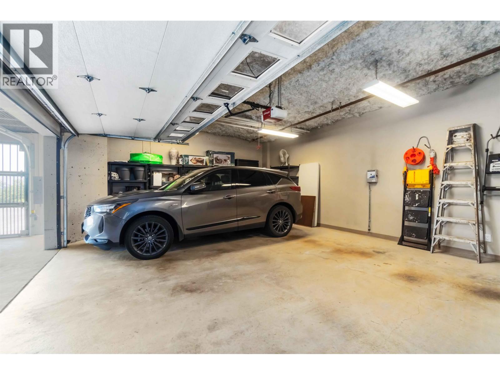 304 2535 Garden Court, West Vancouver, British Columbia  V7S 0A1 - Photo 37 - R3081420