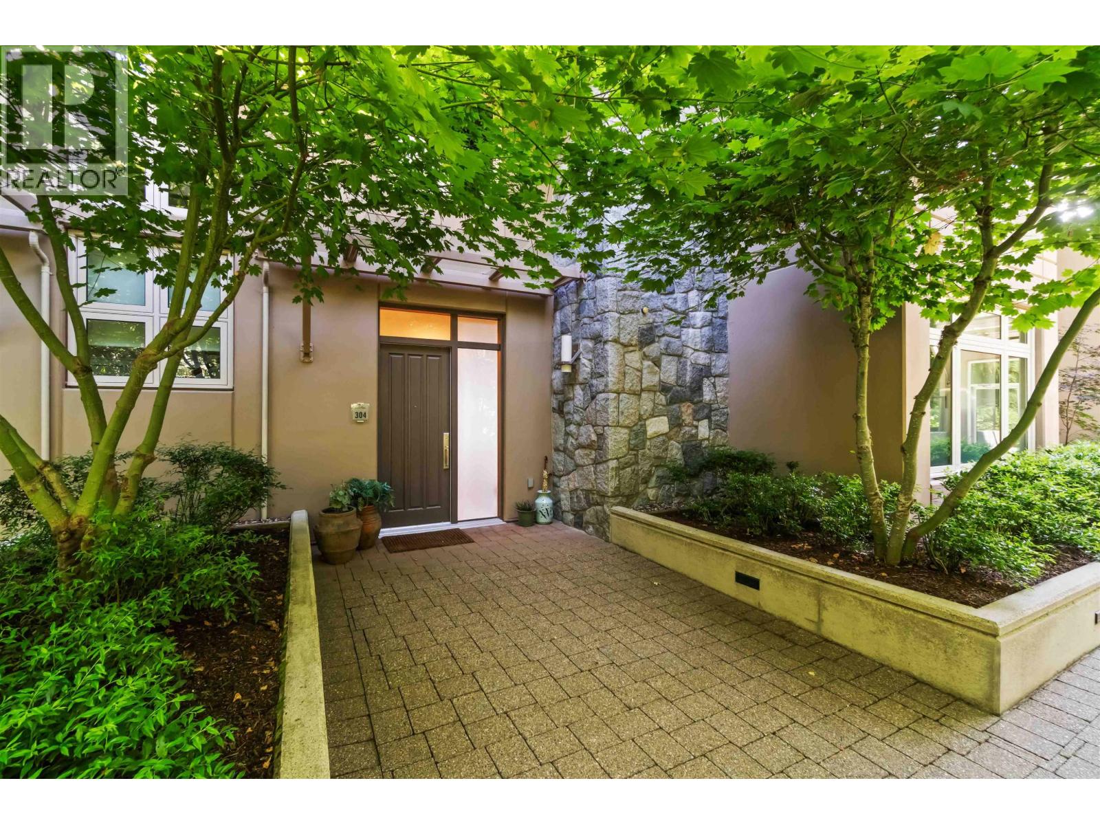 304 2535 Garden Court, West Vancouver, British Columbia  V7S 0A1 - Photo 6 - R3081420