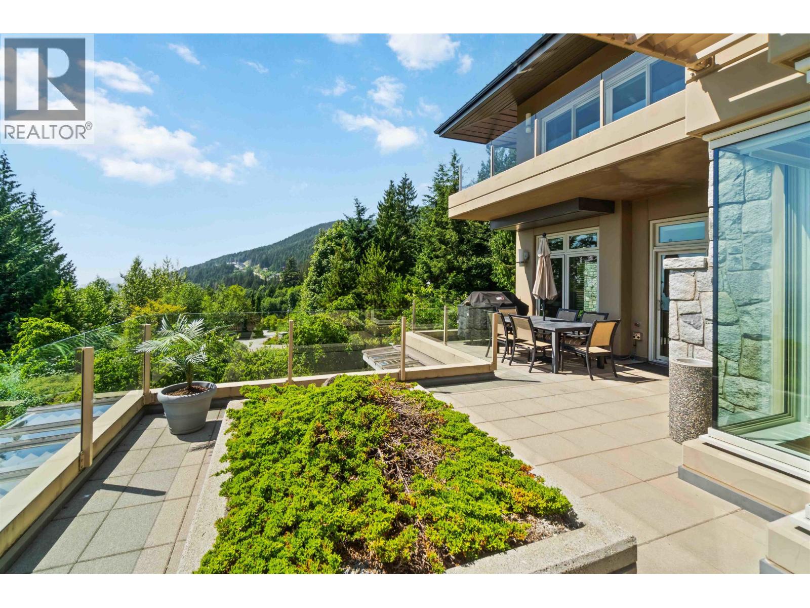 304 2535 Garden Court, West Vancouver, British Columbia  V7S 0A1 - Photo 34 - R3081420