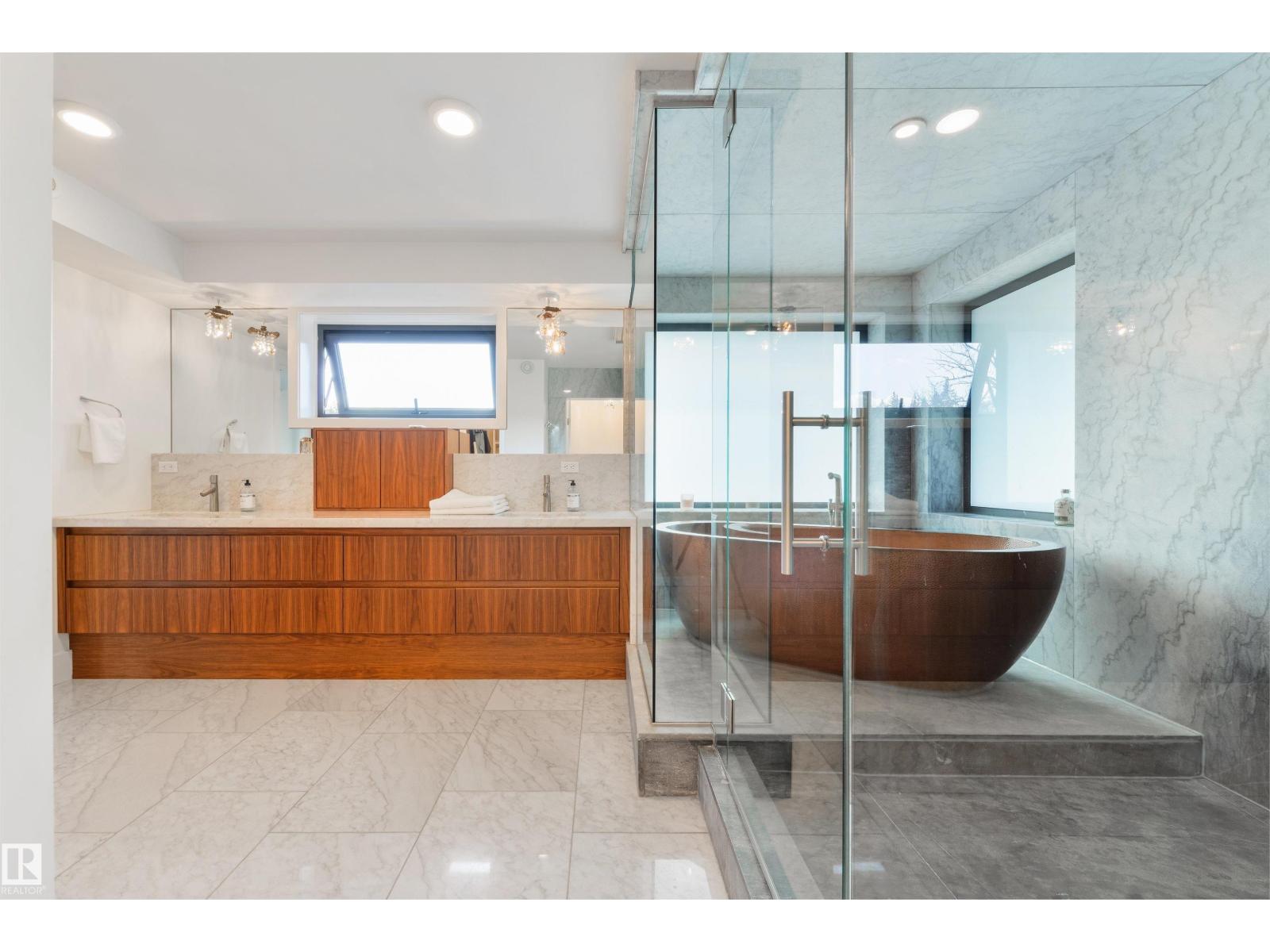 9213 97 St Nw, Edmonton, Alberta  T6E 3L1 - Photo 25 - E4470575