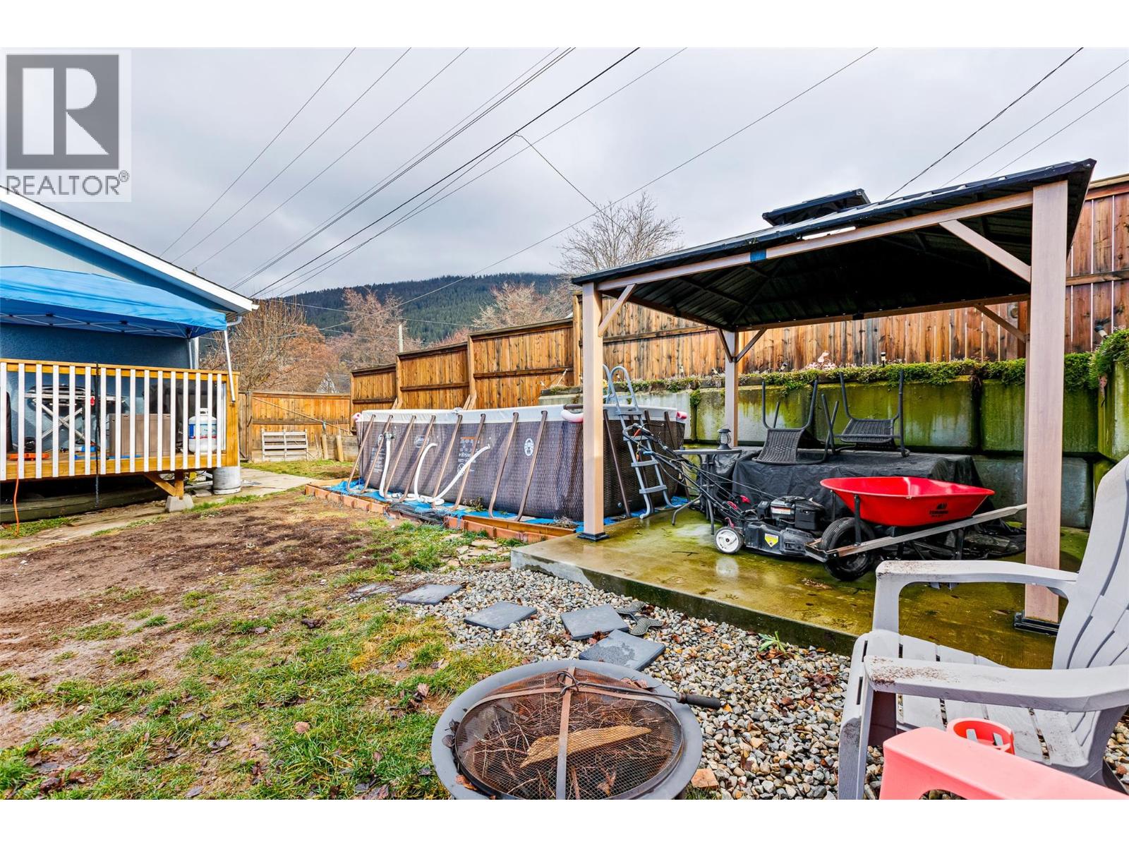 715 9th Avenue N, Creston, British Columbia  V0B 1G4 - Photo 29 - 10373080