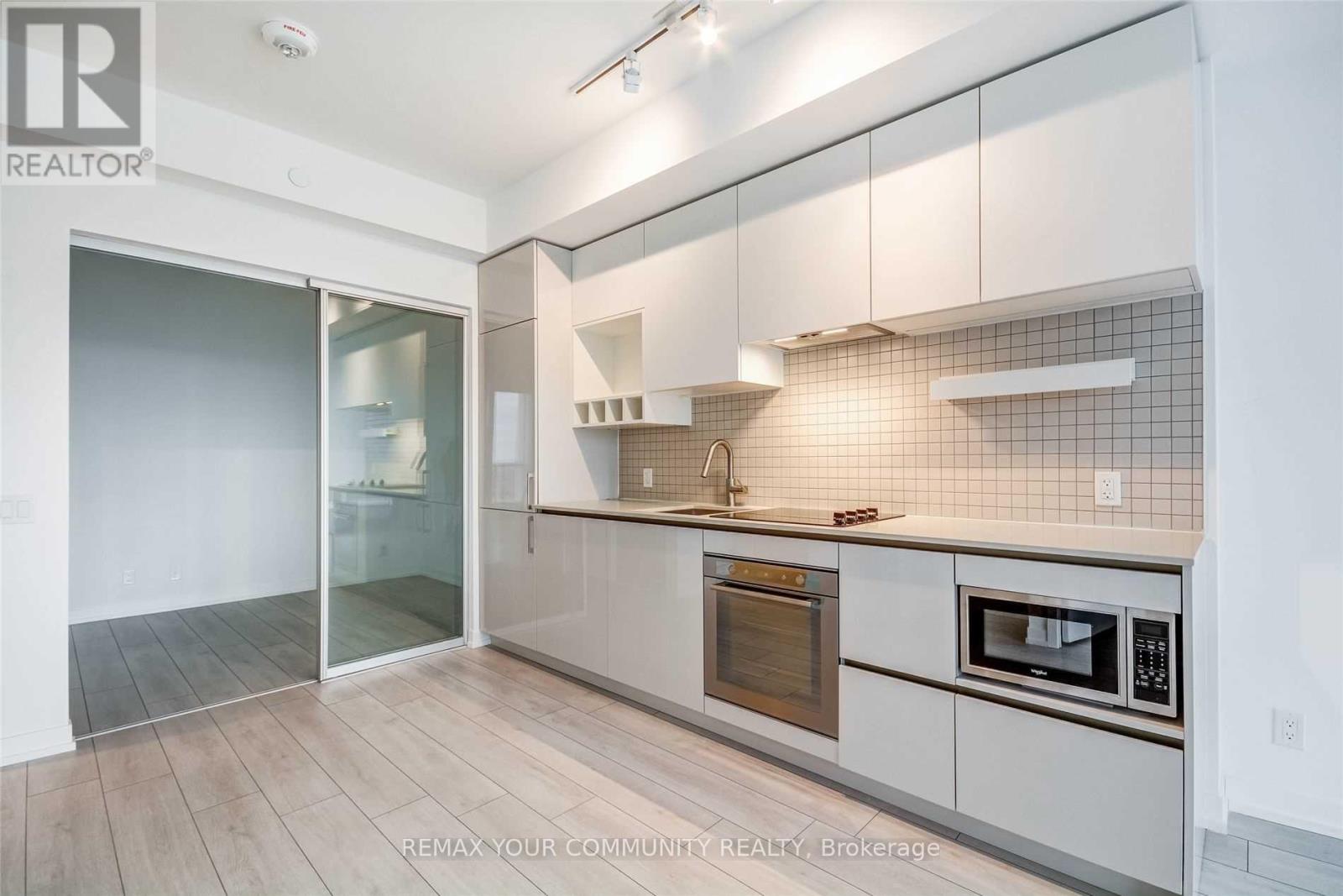 1808 - 898 Portage Parkway, Vaughan, Ontario  L4K 0J6 - Photo 7 - N12714572