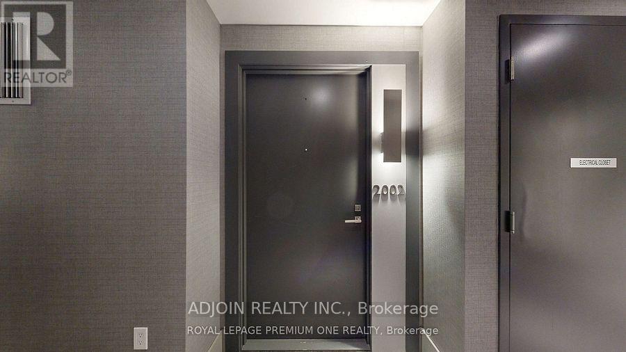 2002 - 2908 Highway 7, Vaughan, Ontario  L4K 0K5 - Photo 2 - N12714578