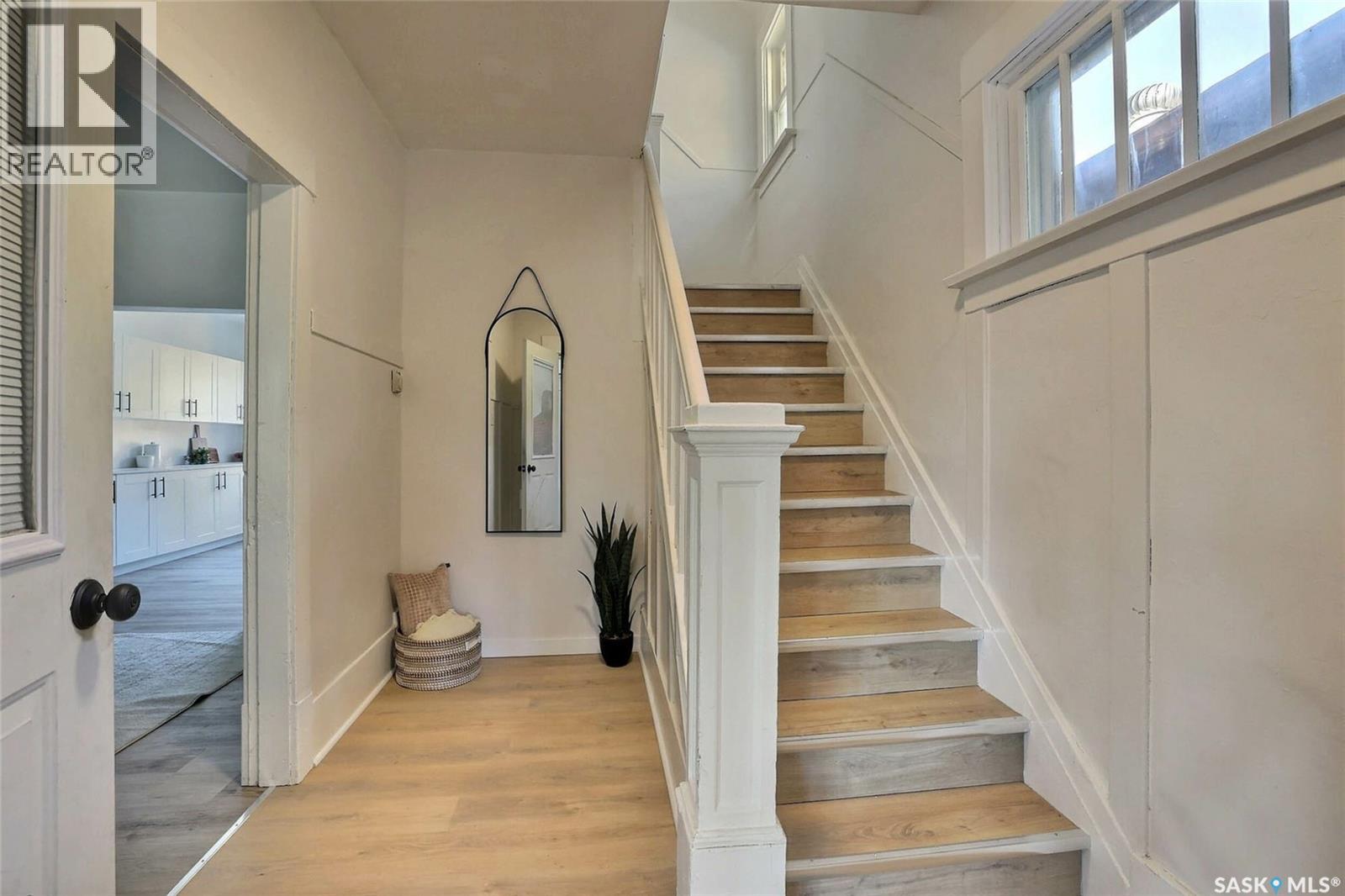 2050 Toronto Street, Regina, Saskatchewan  S4P 1N1 - Photo 4 - SK027122