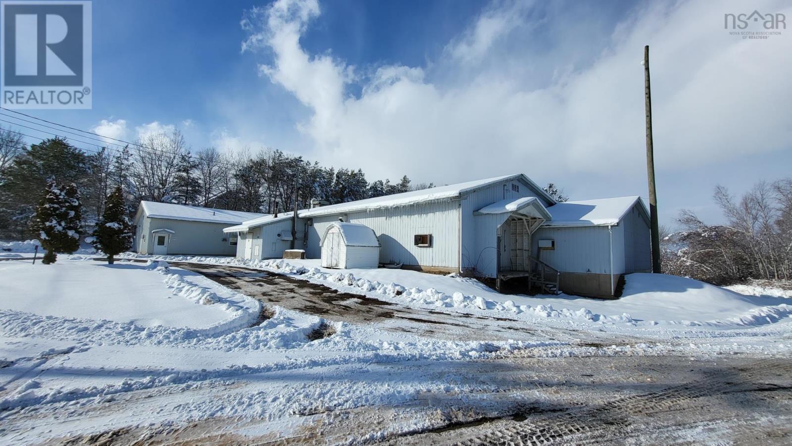 9565 Commercial Street, New Minas, Nova Scotia  B4N 3E9 - Photo 2 - 202601194