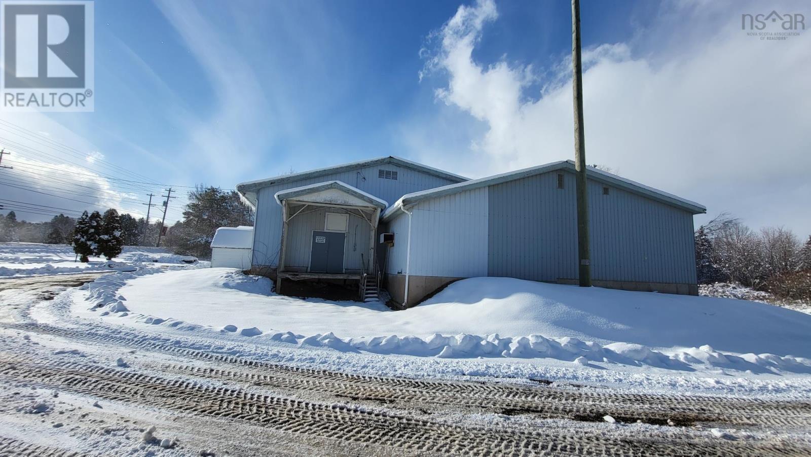 9565 Commercial Street, New Minas, Nova Scotia  B4N 3E9 - Photo 3 - 202601194