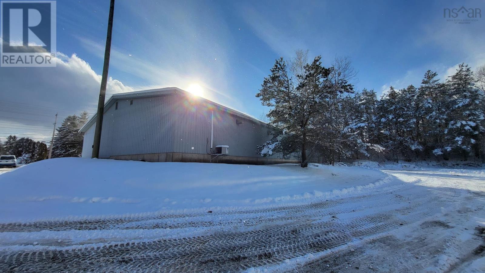 9565 Commercial Street, New Minas, Nova Scotia  B4N 3E9 - Photo 4 - 202601194