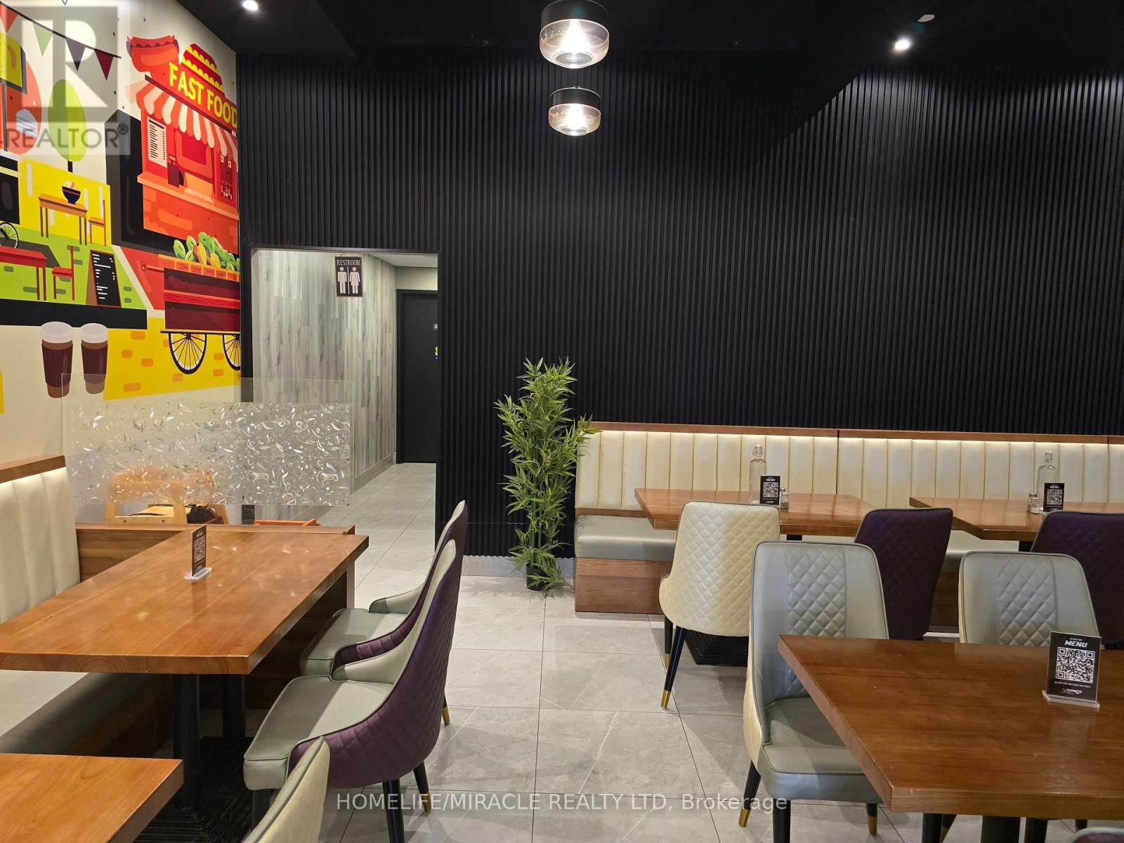 4 - 1400 Aimco Boulevard, Mississauga, Ontario  L4W 4K2 - Photo 6 - W12714504