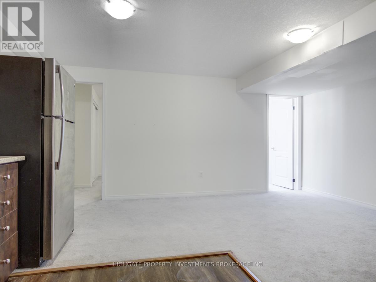 Lower - 418 Queen Mary Drive, Brampton, Ontario  L7A 4K5 - Photo 3 - W12714548