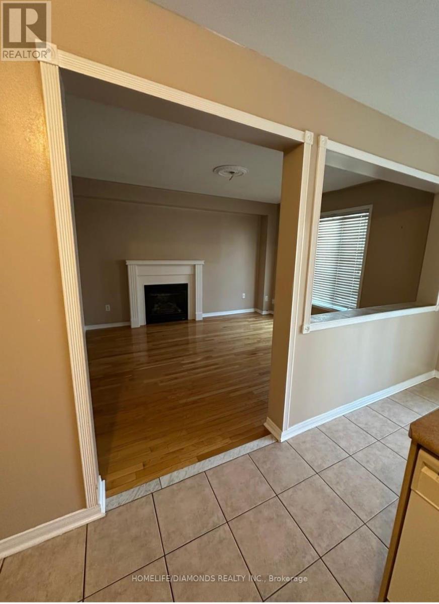 Upper - 39 Capistro Street, Brampton, Ontario  L7A 3H6 - Photo 3 - W12714550