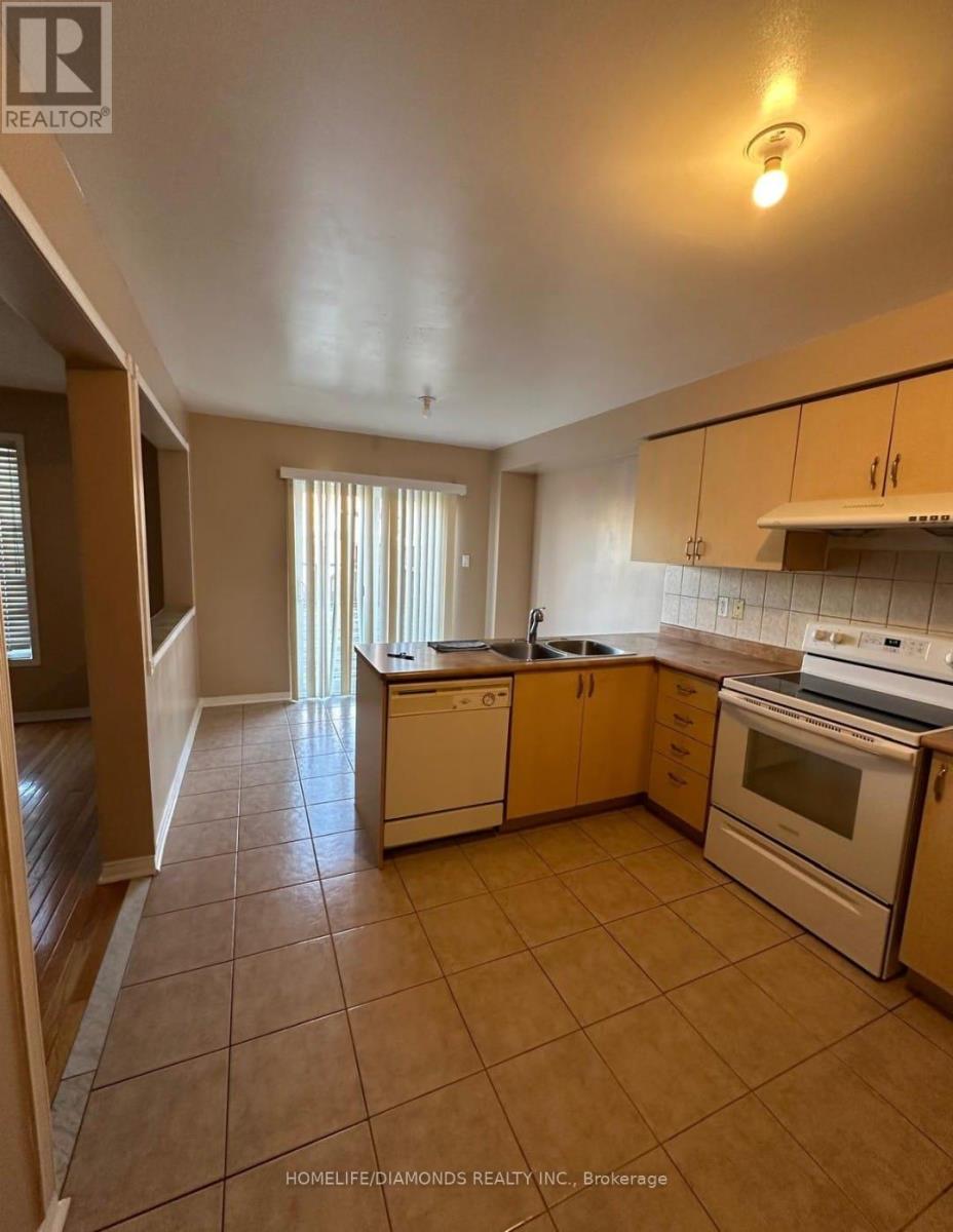 Upper - 39 Capistro Street, Brampton, Ontario  L7A 3H6 - Photo 6 - W12714550