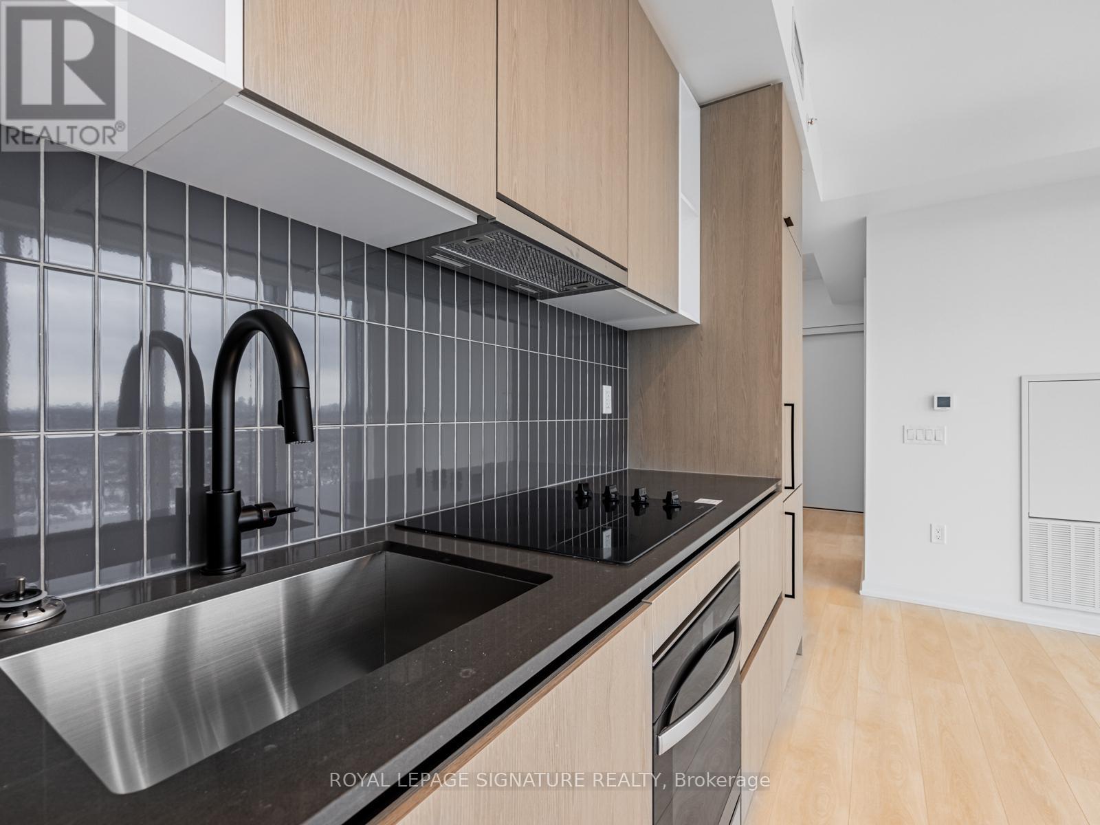 2609 - 1285 Dupont Street, Toronto, Ontario  M6H 0E3 - Photo 12 - W12714622