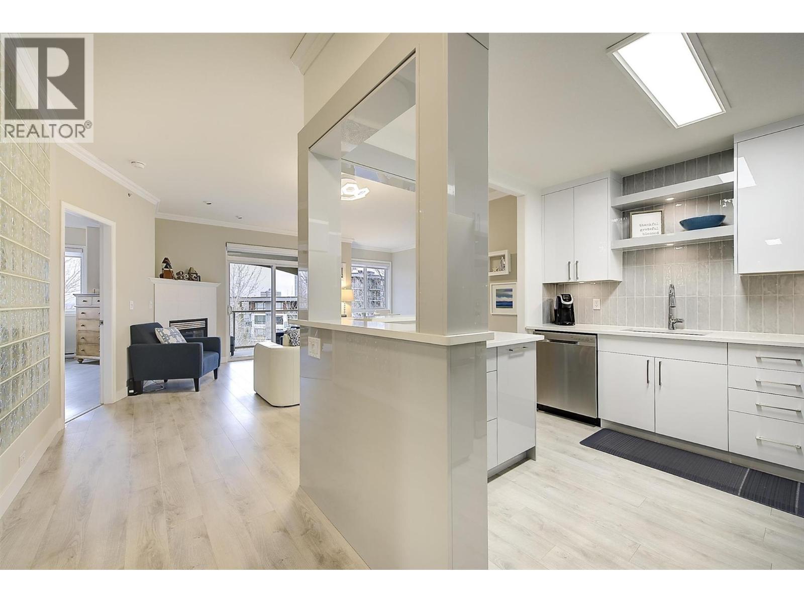 1960 Enterprise Way Unit# 412, Kelowna, British Columbia  V1Y 9S5 - Photo 5 - 10373295