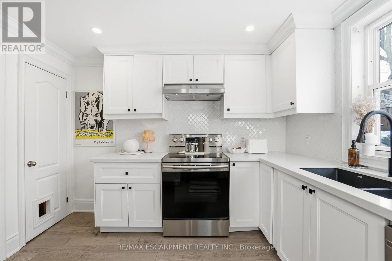 110 Kensington Avenue S, Hamilton, Ontario  L8M 3H3 - Photo 15 - X12714562