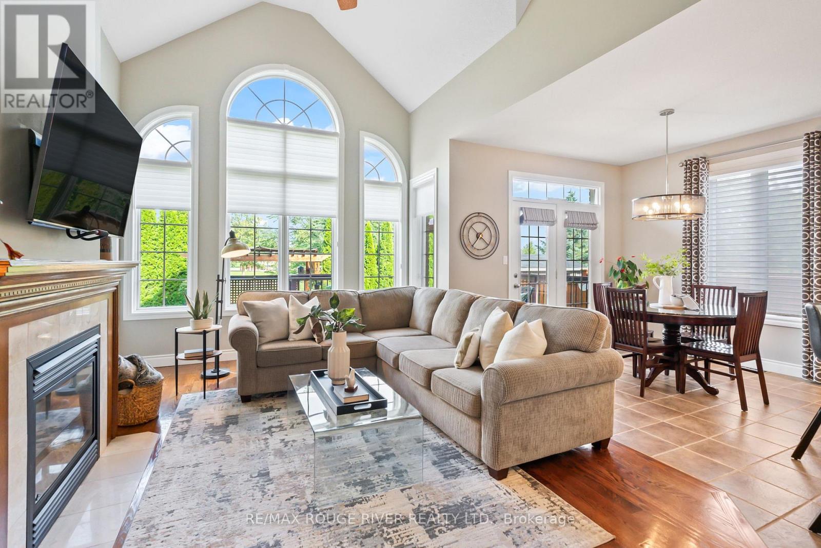 350 Raike Drive, Oshawa, Ontario  L1L 0B1 - Photo 18 - E12714716